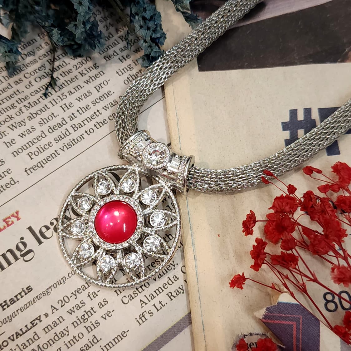 90s 프랑스 빈티지 목걸이 레드 크리스탈 플라워 펜던트 메쉬 목걸이 상품이미지4
