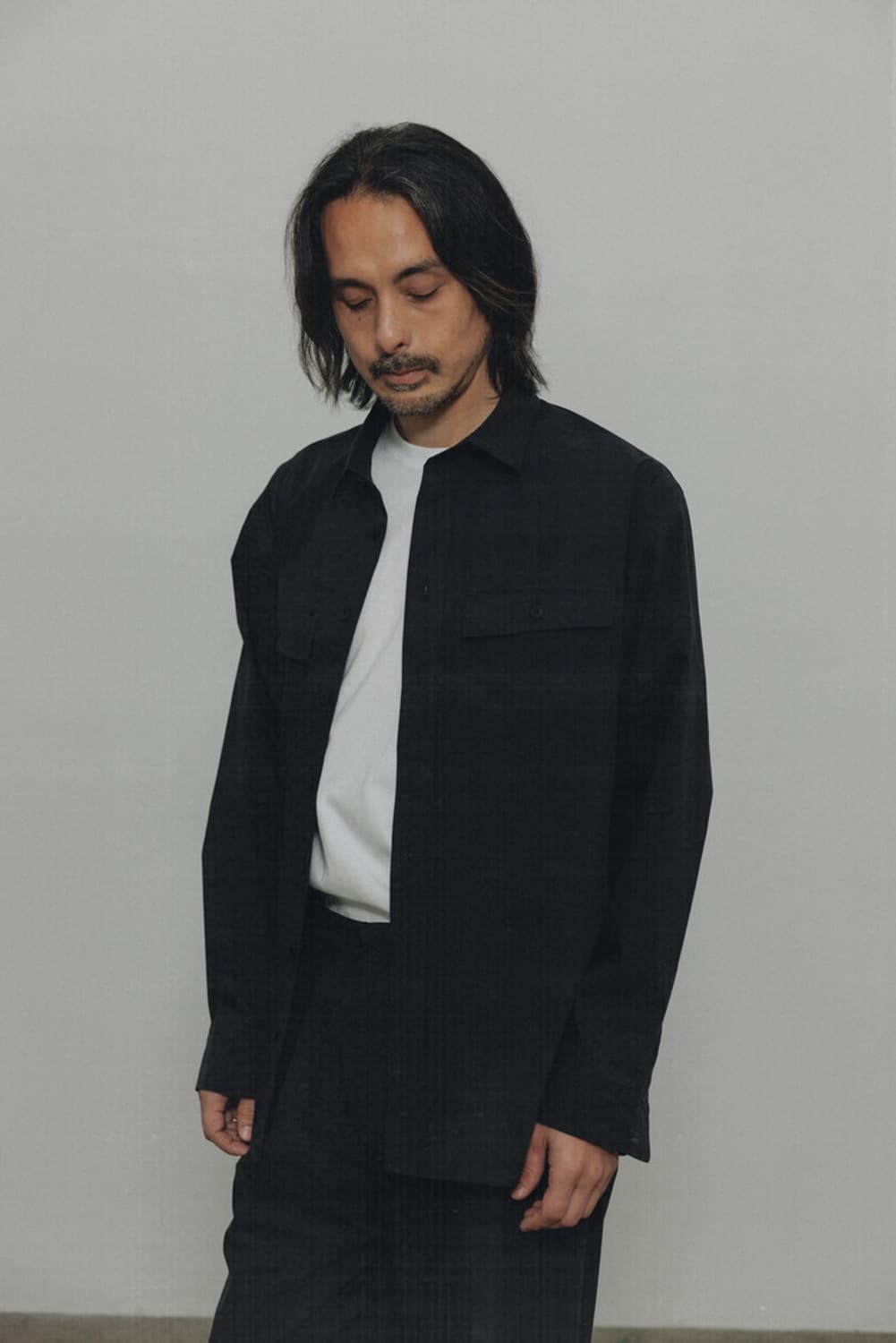 [2] 오토매틱포더피플 크로스 포켓 셔츠 CHARCOAL BLACK 상품이미지1