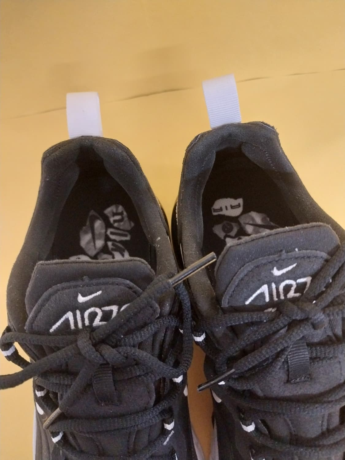 여성 나이키 에어맥스 270 리액트 블랙화이트 운동화 (250) 상품이미지5