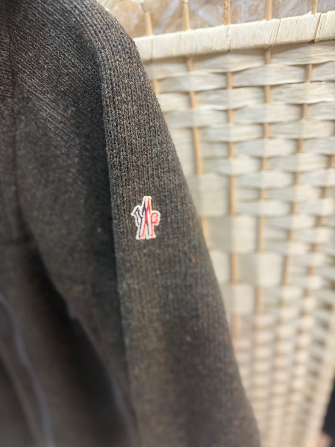 4/105-110 정품 몽클레어 그렉노블 노먼 슈타인 재킷 팝니다 상품이미지2