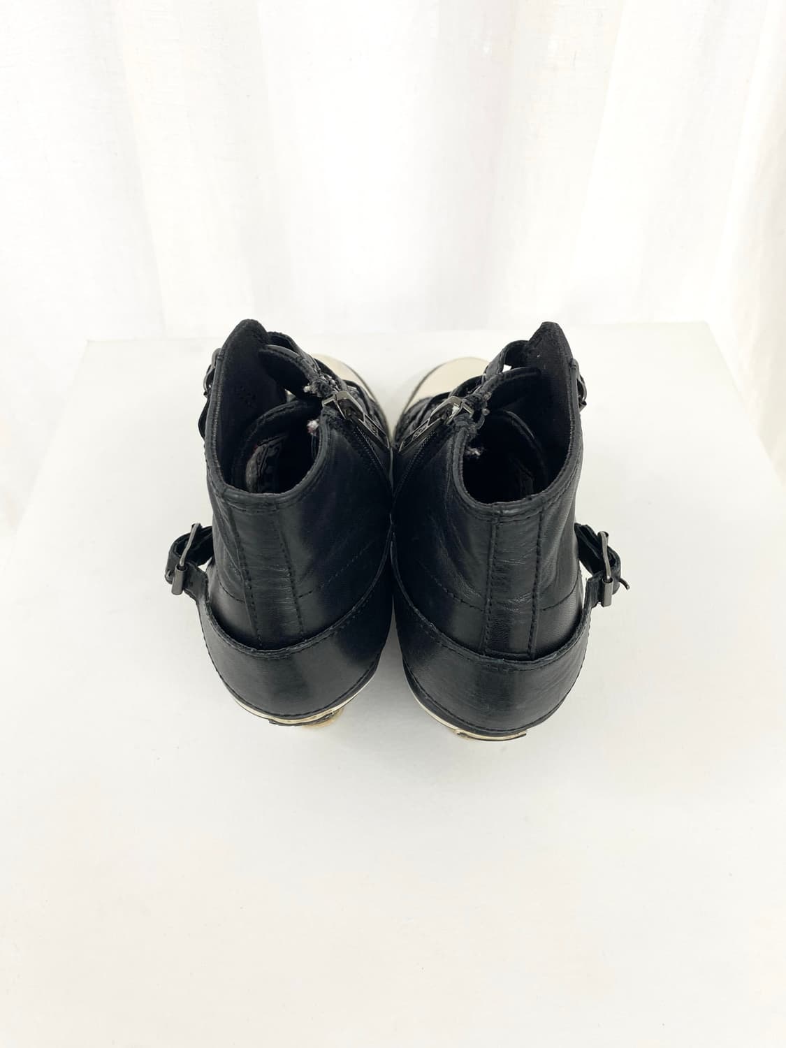 Ash Mid-Wedge Buckle Leather Sneakers 상품이미지4