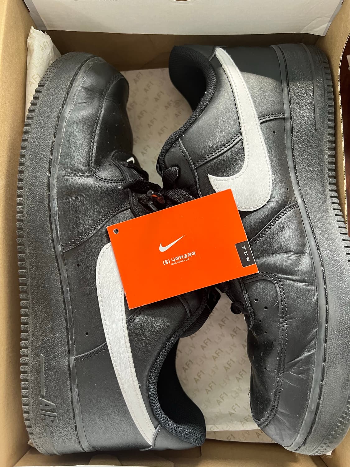 나이키 에어포스 블랙 화이트 285 상품이미지1