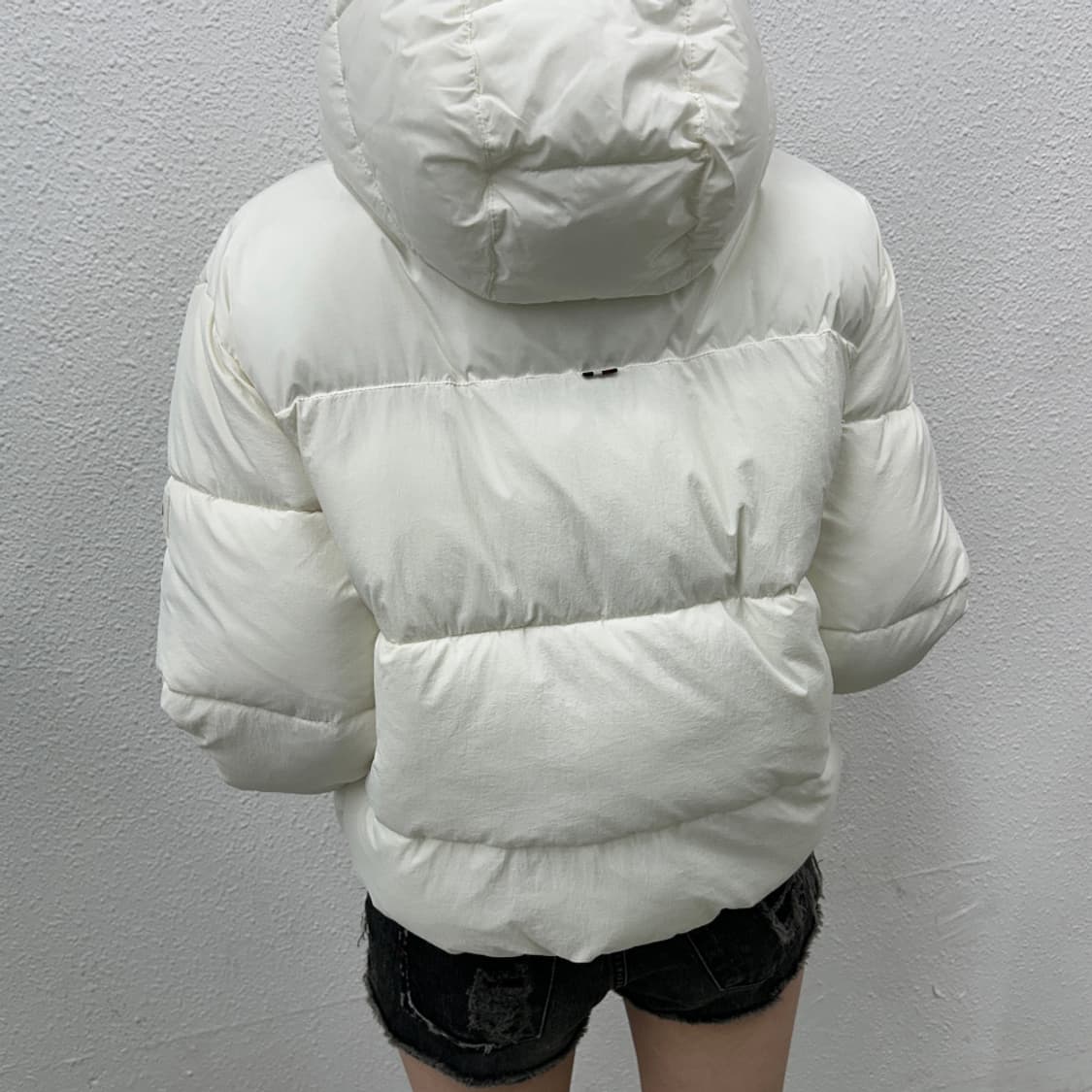 타미힐피거 화이트 푸퍼 패딩 ( 새상품 ) 상품이미지3