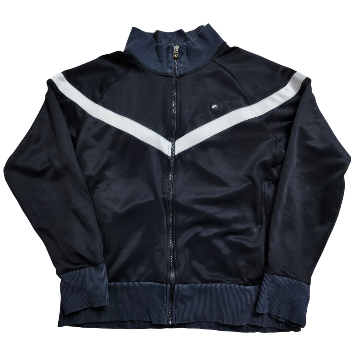 나이키 트랙탑 상품이미지1