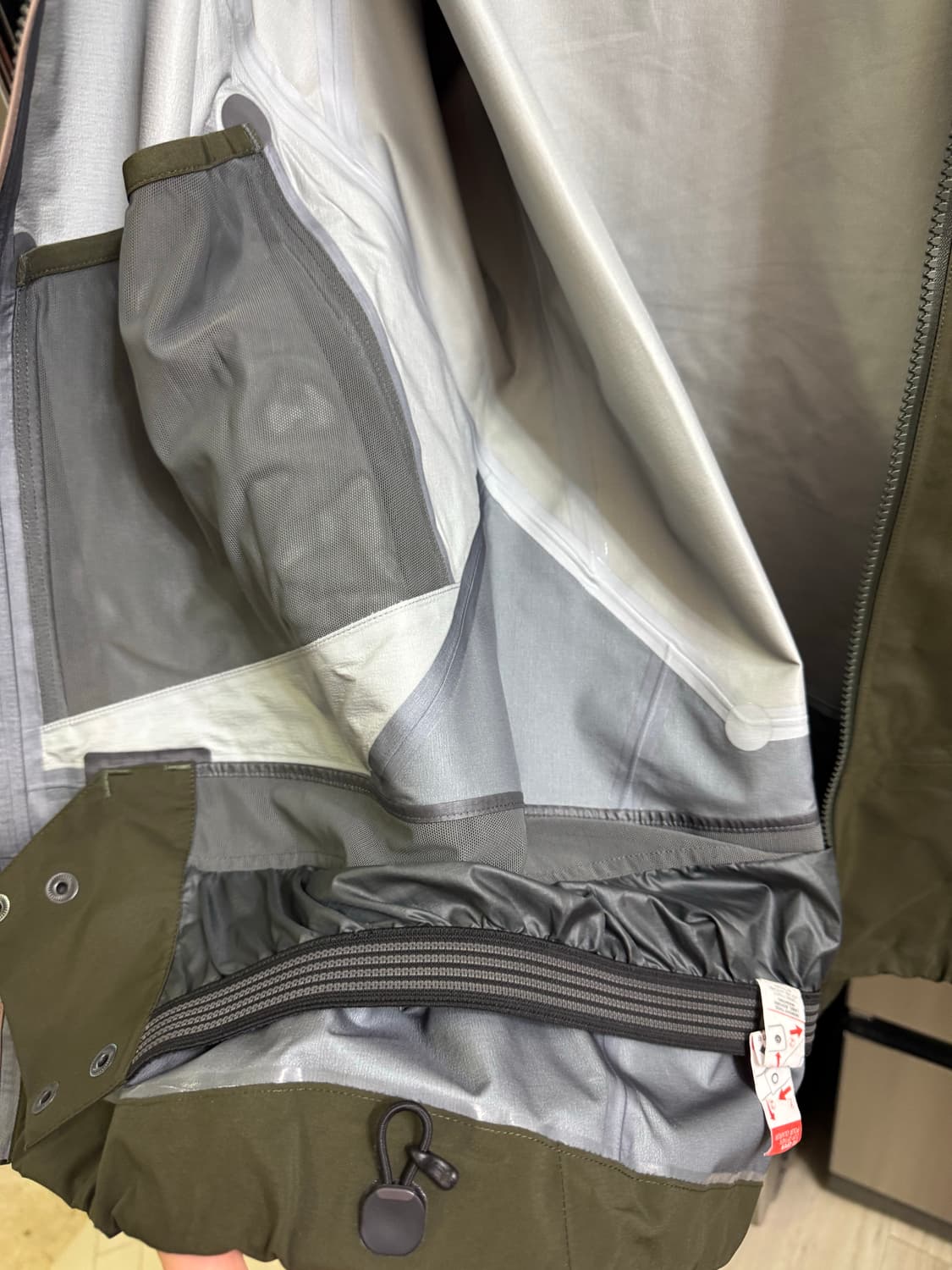 아크테릭스 러쉬 고어텍스 프로 상품이미지7