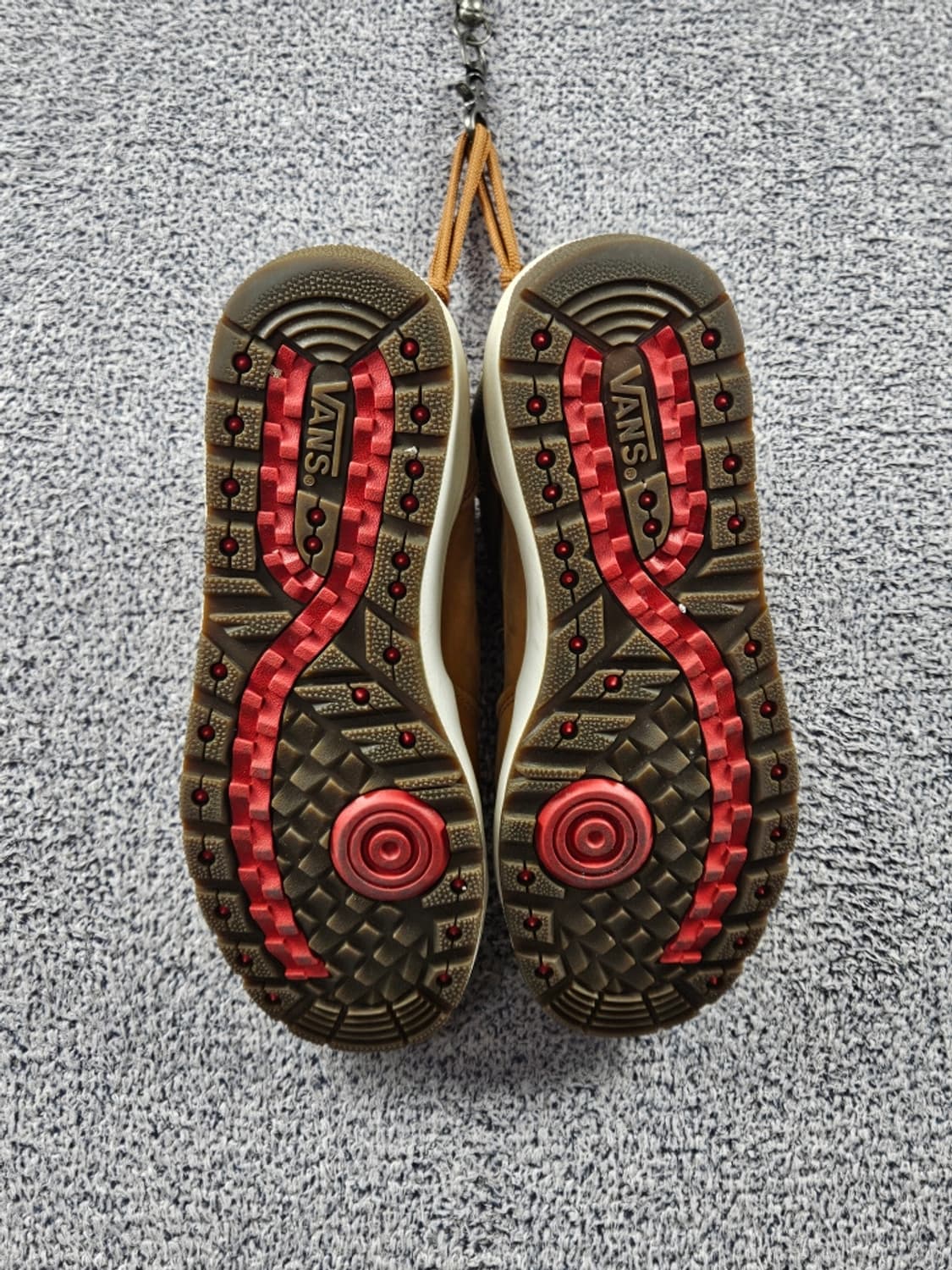 반스 워커비 V2552Z 누벅 미드 스니커즈 (265MM) / 11185 상품이미지5