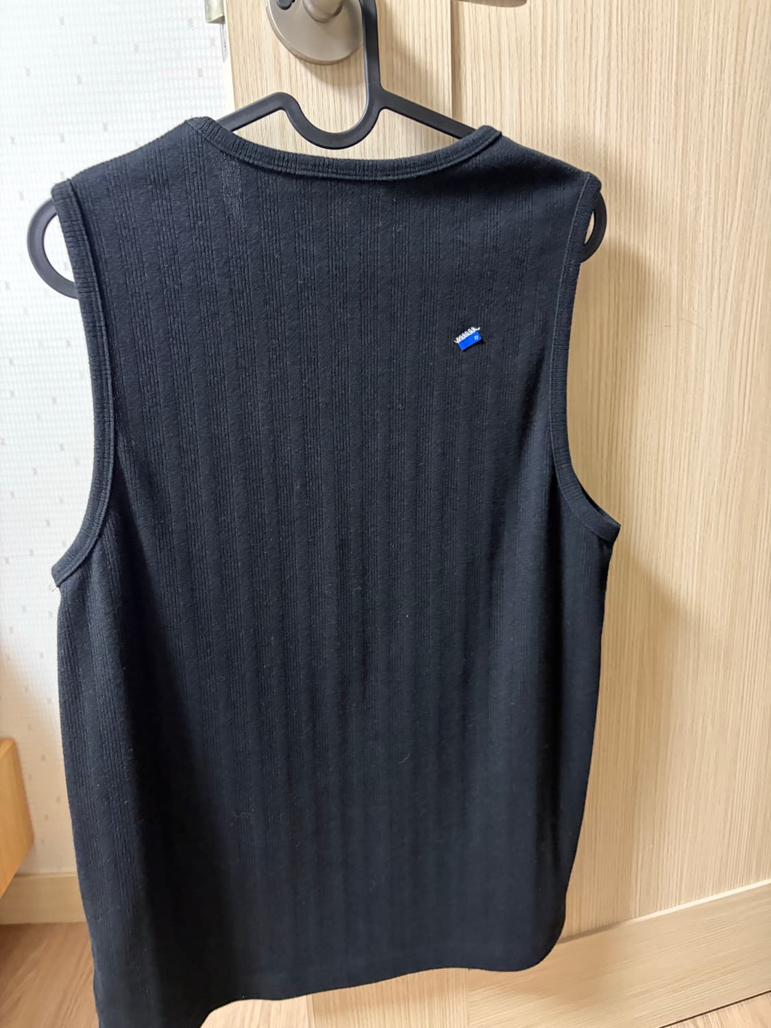 아더에러 펠로 슬리브리스 느와르 A3 상품이미지3