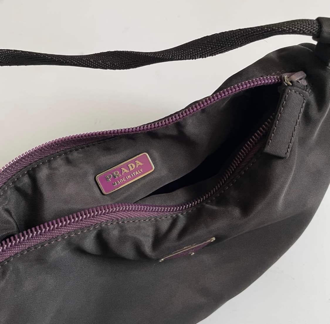 프라다 나일론 숄더백 상품이미지4