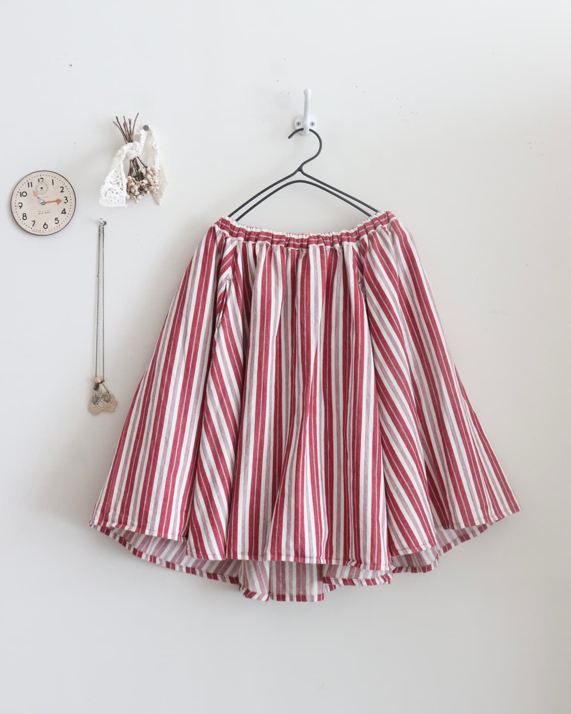[Beams Boy] Red Stripe Midi Skirt 상품이미지10