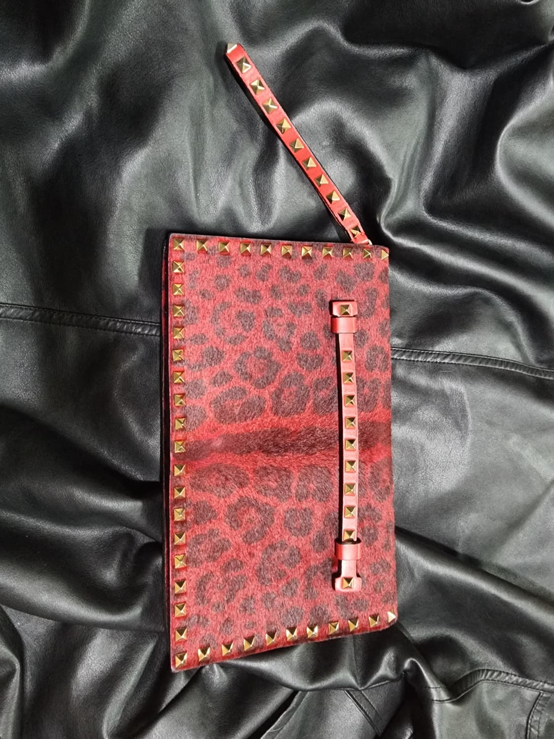 발렌티노 락스터드 송치 클러치 정품 상품이미지2