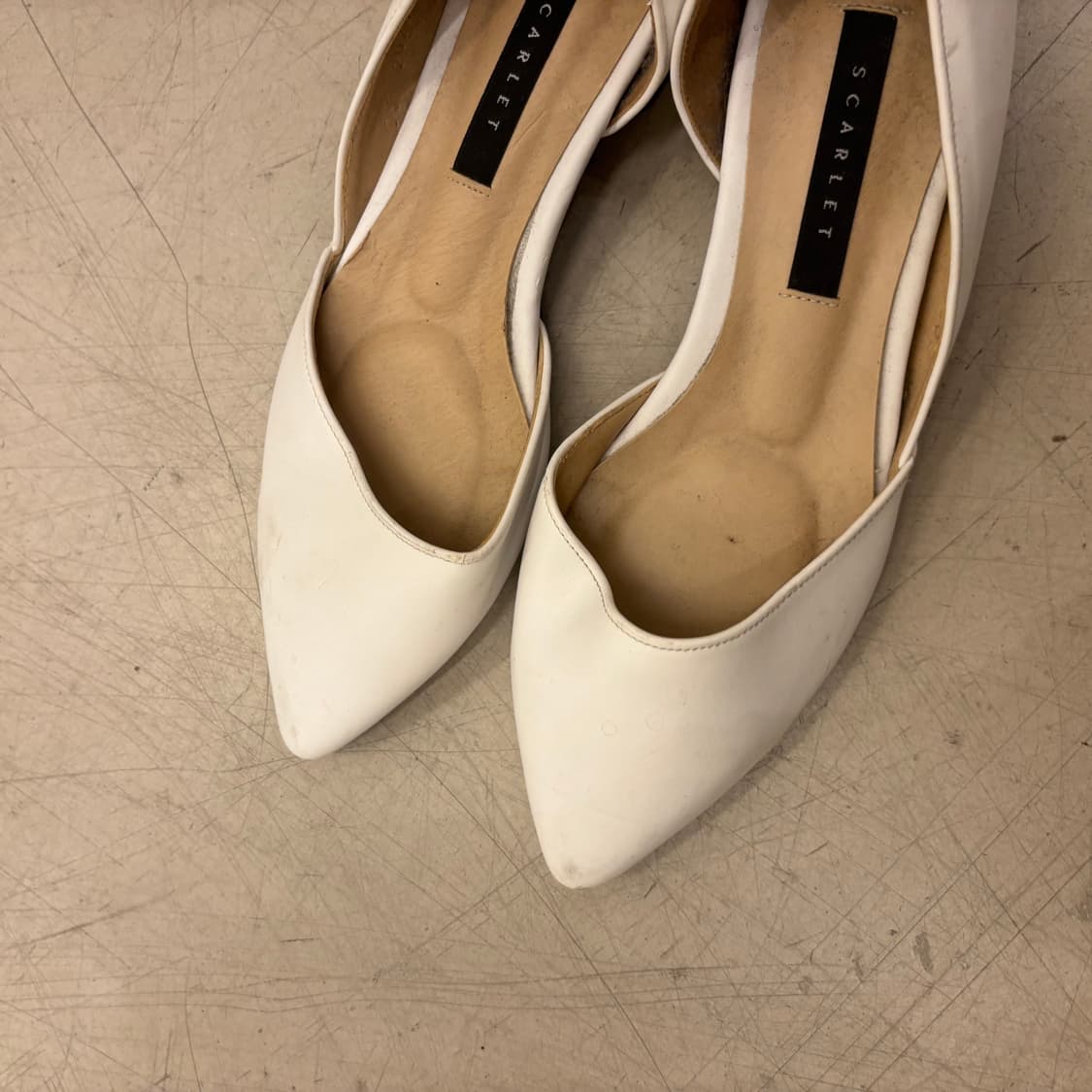 빈티지 크림 컷아웃 구두 상품이미지2