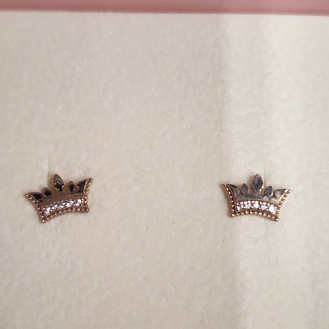 제이에스티나 14K 크라운귀걸이 거의새거 상품이미지3
