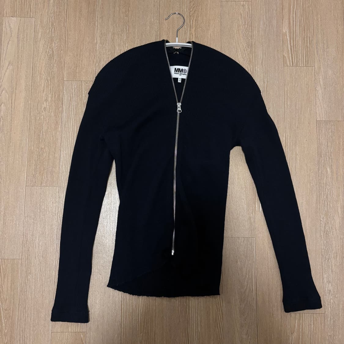MM6 메종 마르지엘라 지퍼 가디건 상품이미지1
