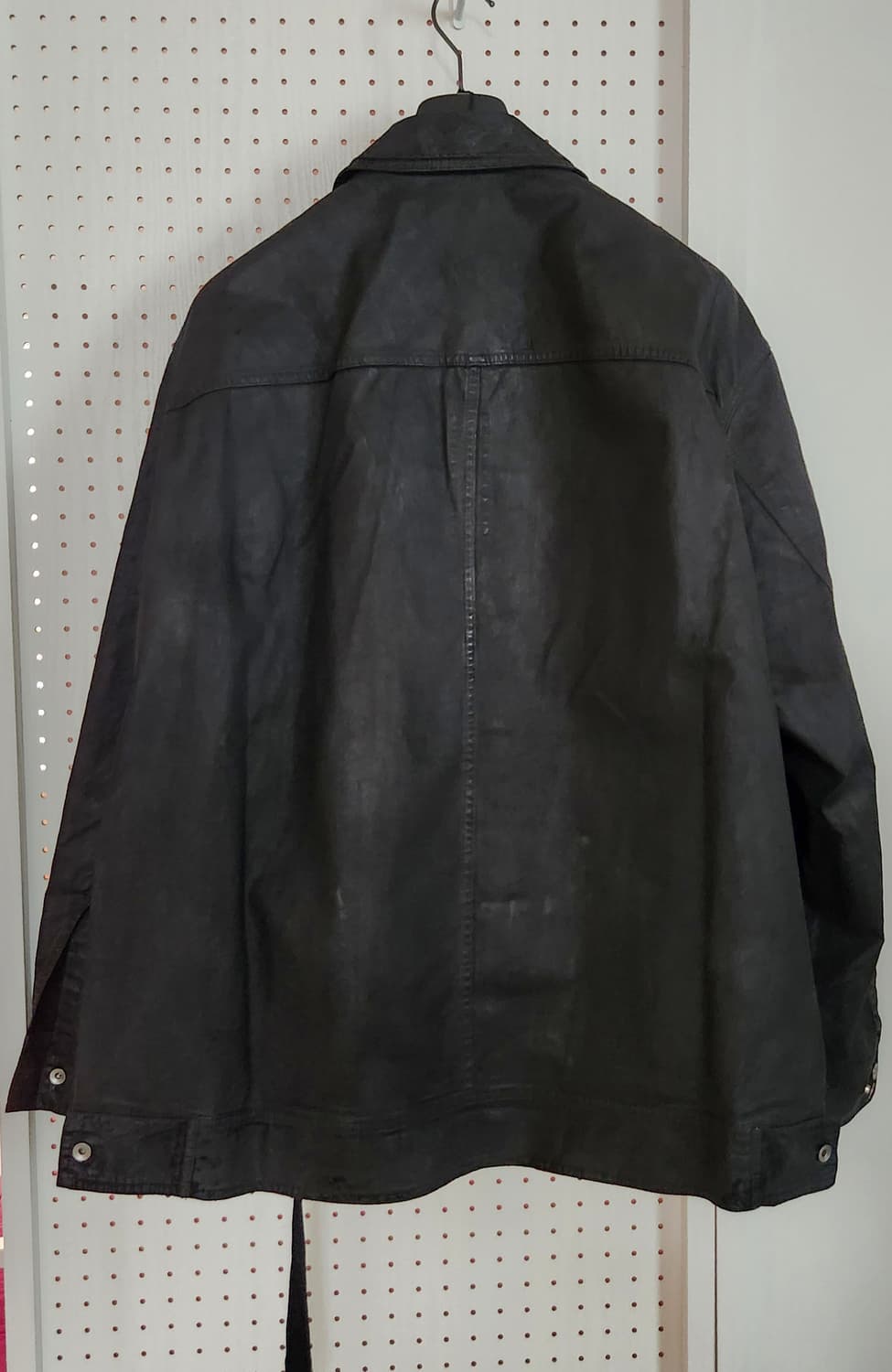 릭오웬스 SS26 왁스 코팅 점보 워커 자켓 DBK  상품이미지7