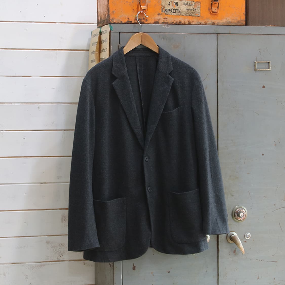 (착용컷) 유니클로 헤링본 블레이져 (남성용 XL) 상품이미지1