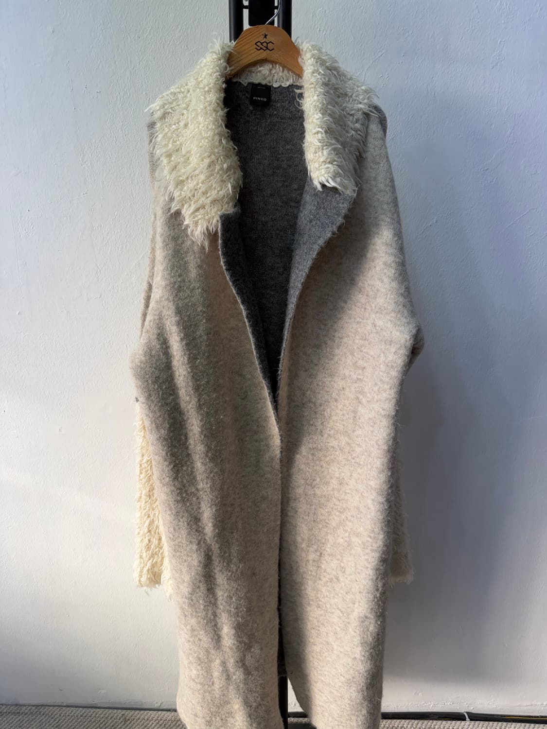 정품) PINKO 핀코 퍼 코트 가디건 S 상품이미지1