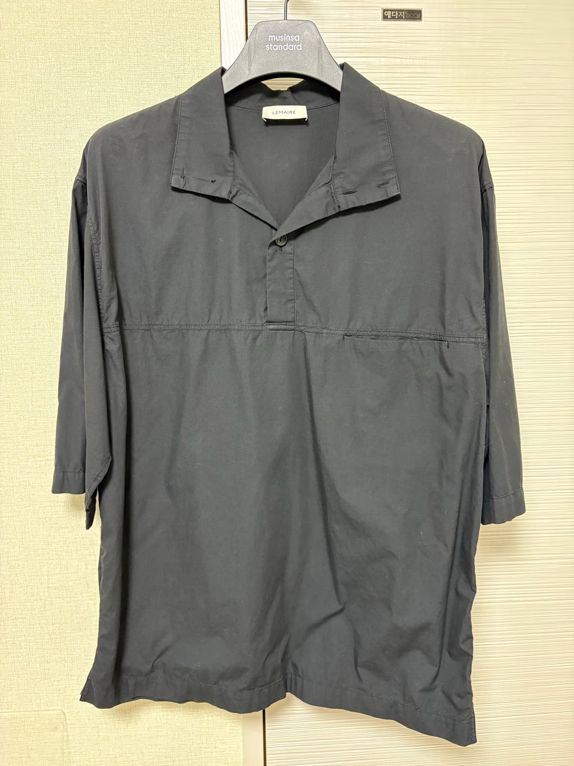 르메르 하이넥 포플린 반팔셔츠 (48) 상품이미지1