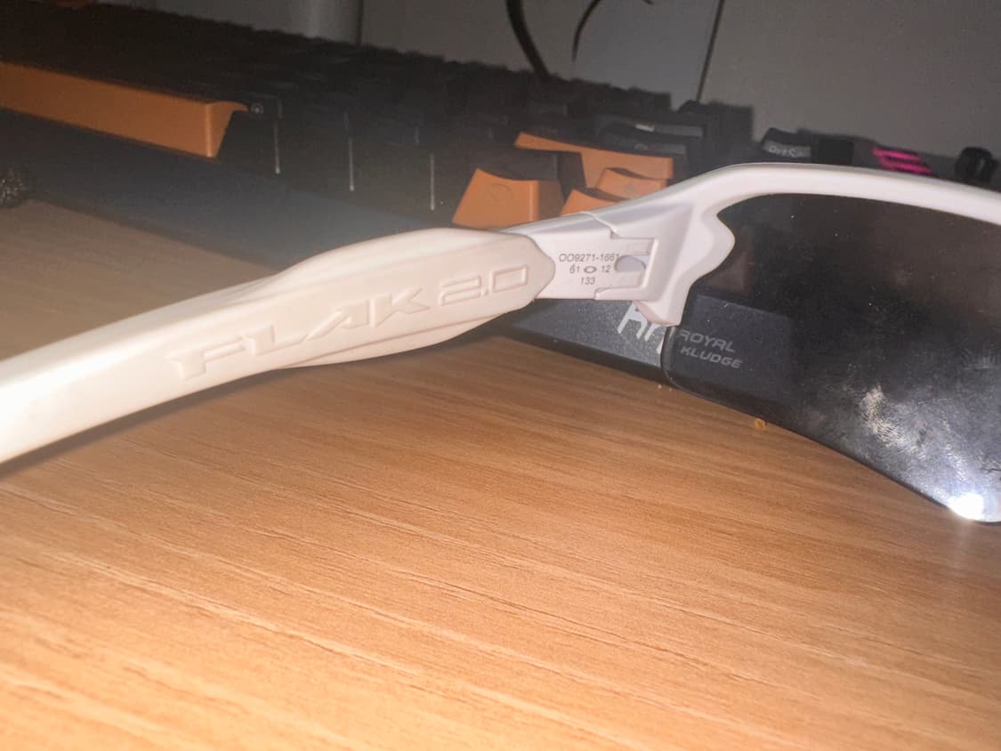 오클리 플락 2.0 화이트 선글라스 상품이미지4