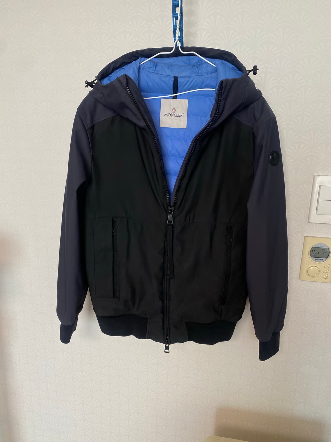 몽클레어 프리마로프트 구스 경량 후드점퍼 (95사이즈) 상품이미지7