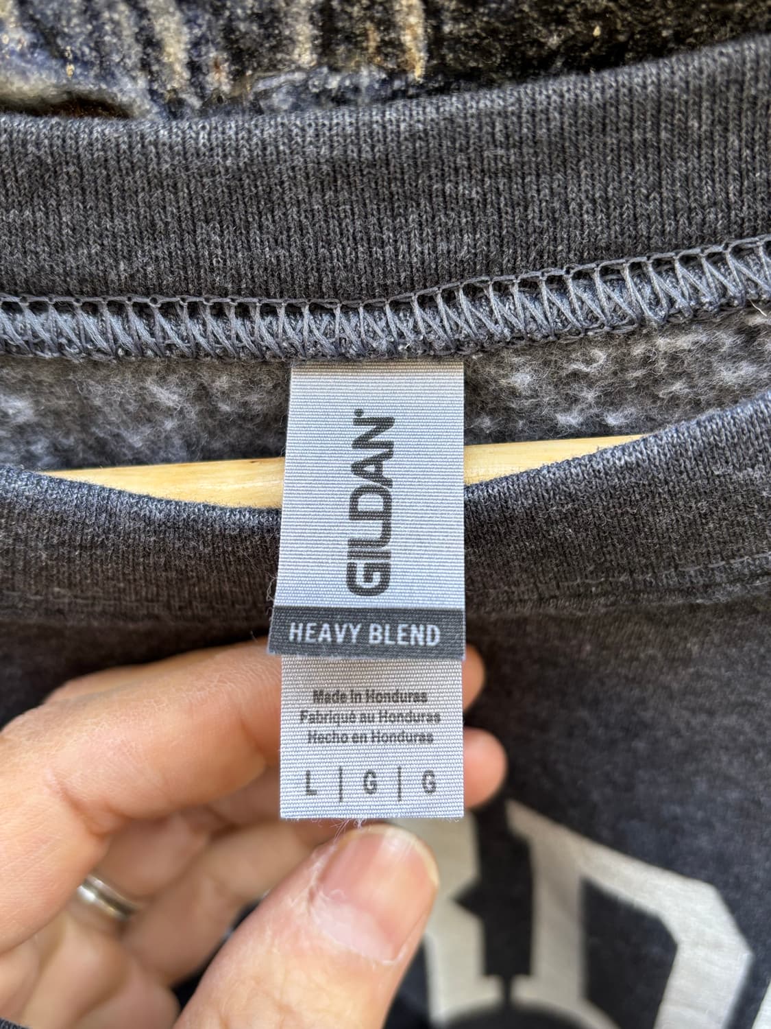 GILDAN (HEAVY BLEND) 빈티지 MORDOR 스웻 상품이미지4