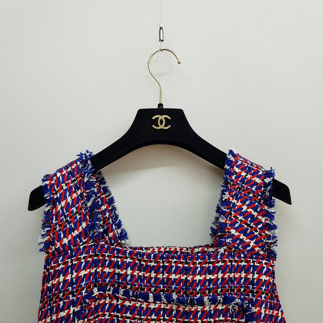 럭키슈에뜨 2021 멀티 컬러 트위드 슬리브리스 원피스 36사이즈 상품이미지2