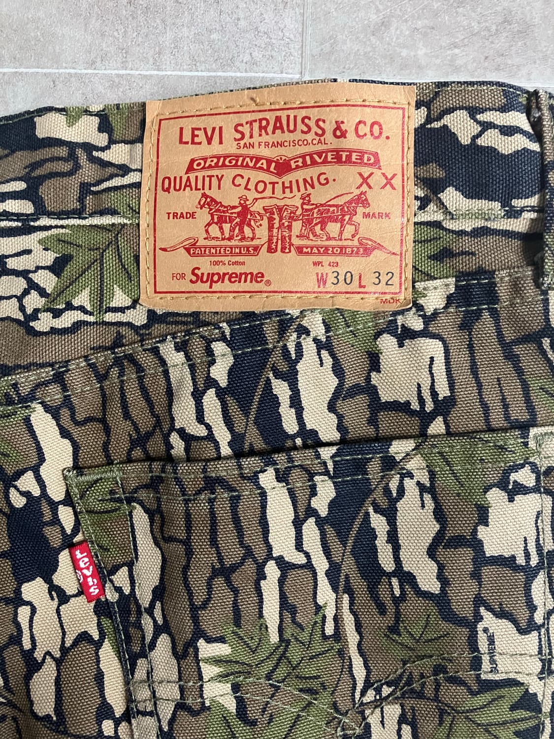 슈프림 리바이스 리얼트리 팬츠 상품이미지4