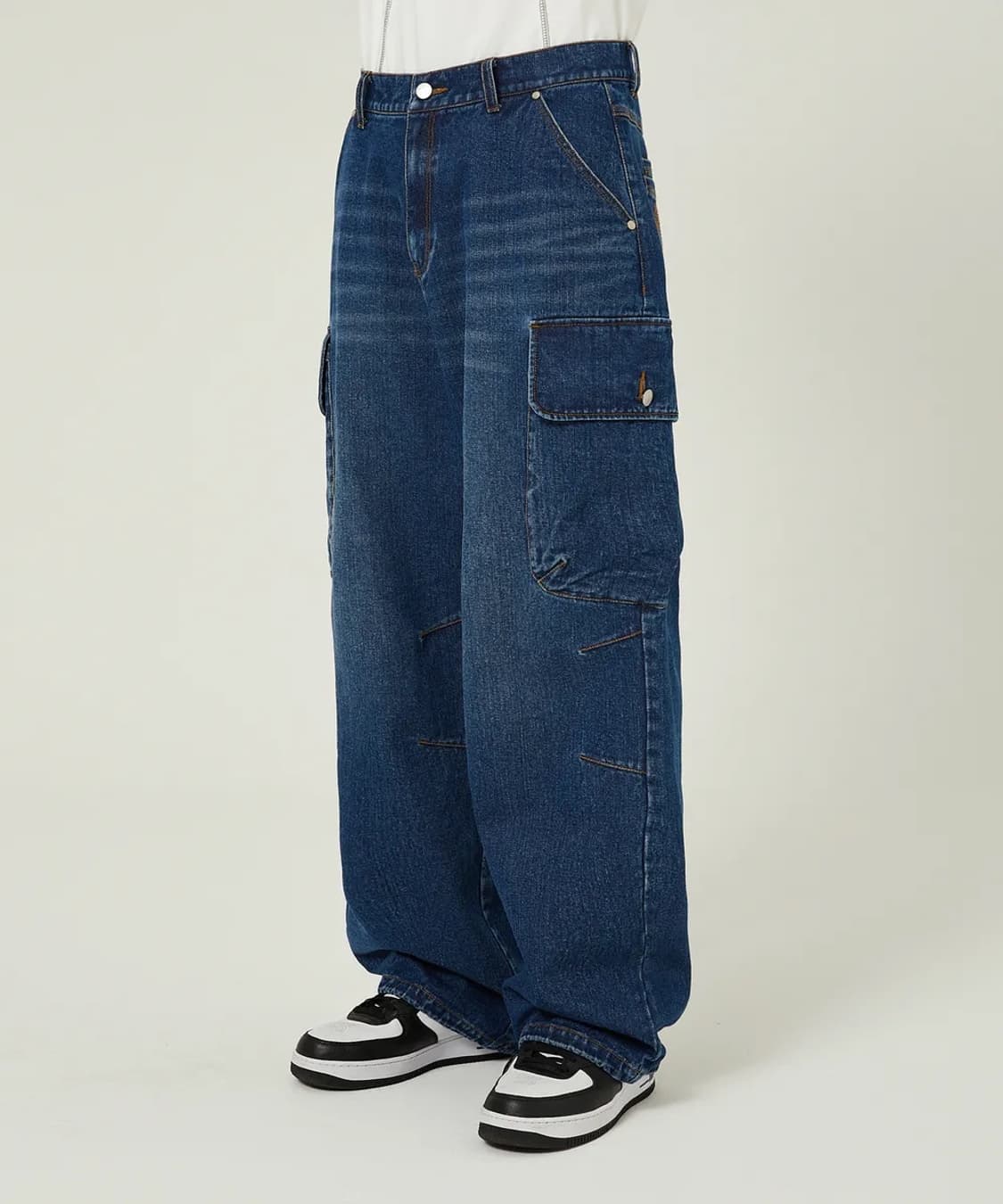 와이케이 파라슈트 카고 워시드 데님 팬츠 미디엄블루 상품이미지1