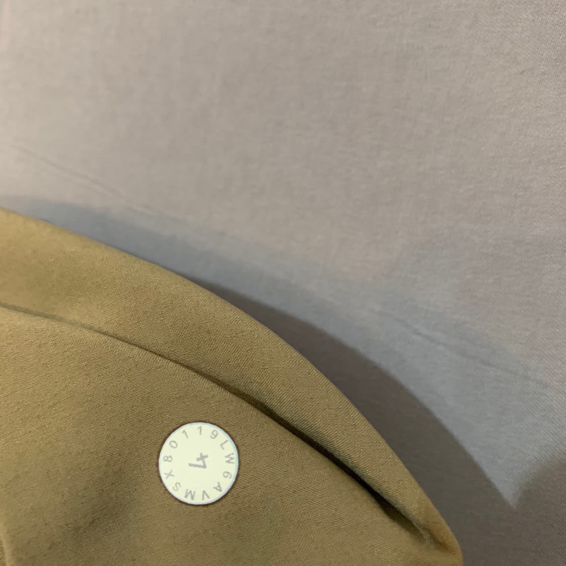 4 룰루레몬 온더플라이 크롭 밴딩 팬츠 상품이미지7