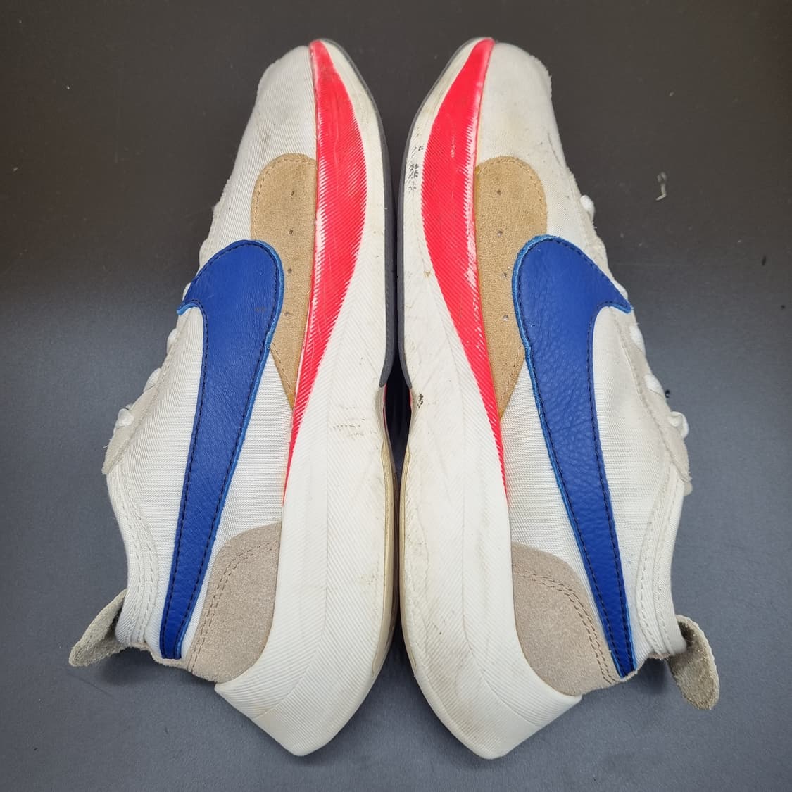 나이키 문레이서 흰파핑 남성운동화260  상품이미지5