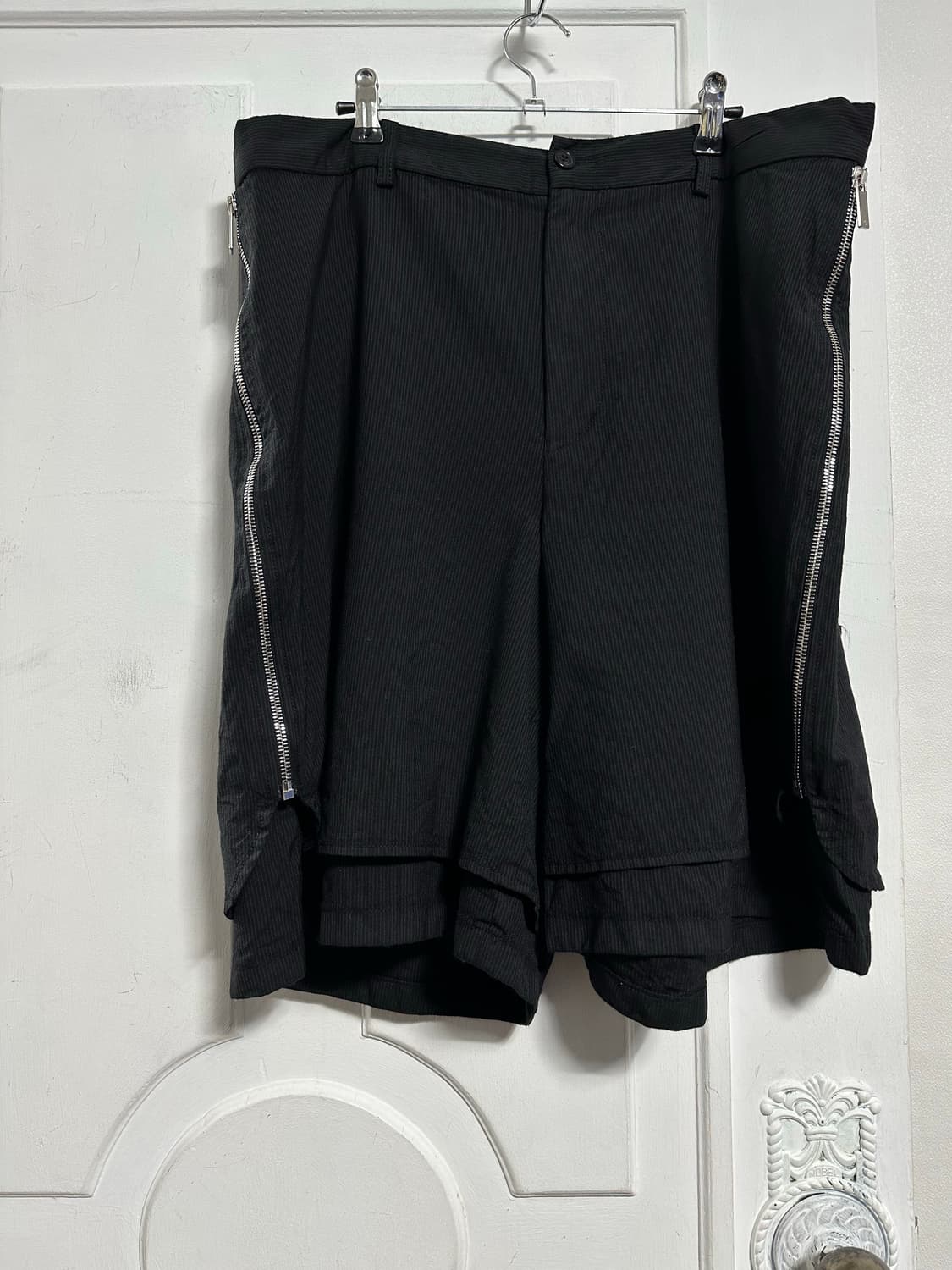 엠포리오 아르마니 오버사이즈 롱집 쇼츠 상품이미지1