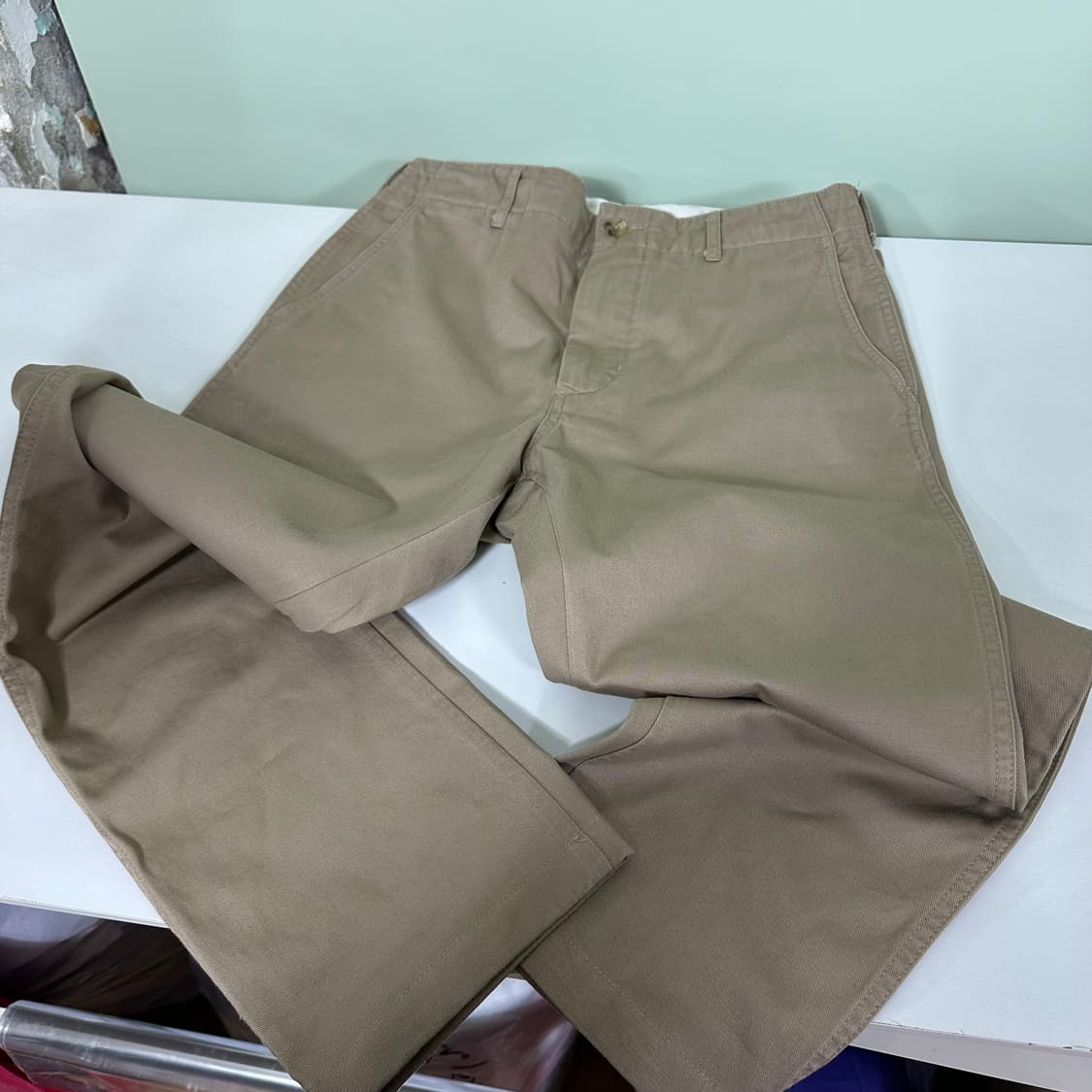 32 엔지니어드가먼츠 베이지 레귤러핏 치노팬츠 상품이미지4