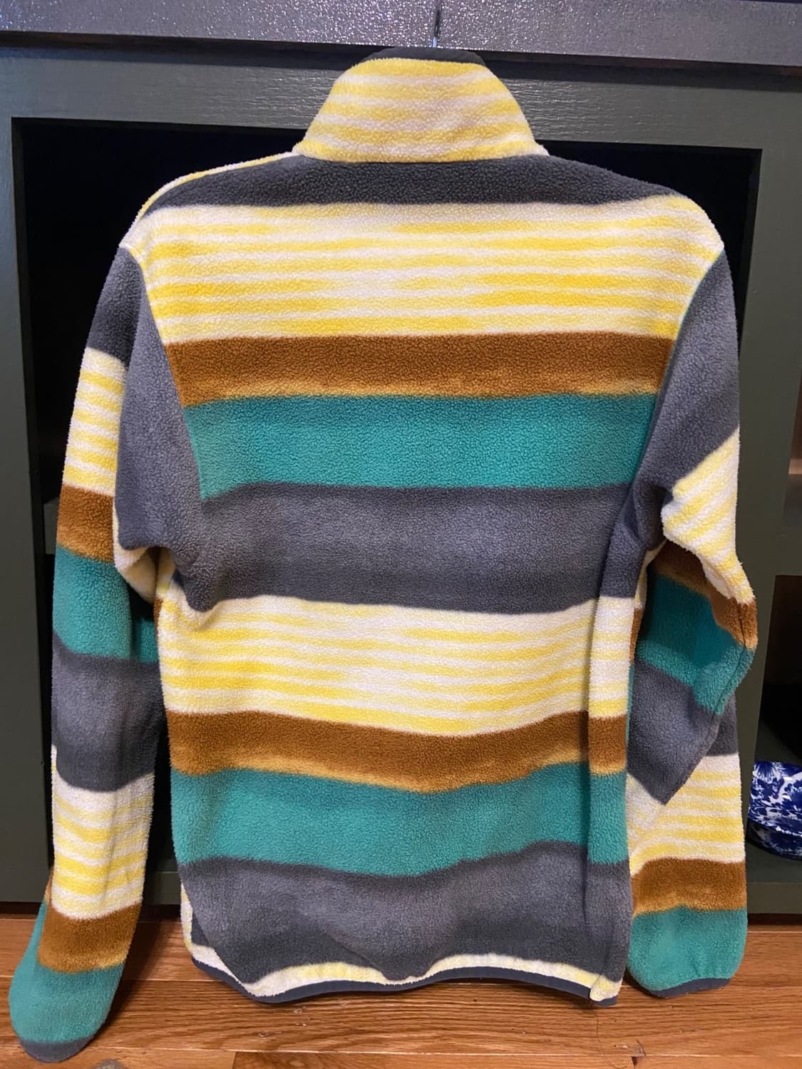 18FW 파타고니아 신칠라 스냅-T 스트라이프/그레이 상품이미지3