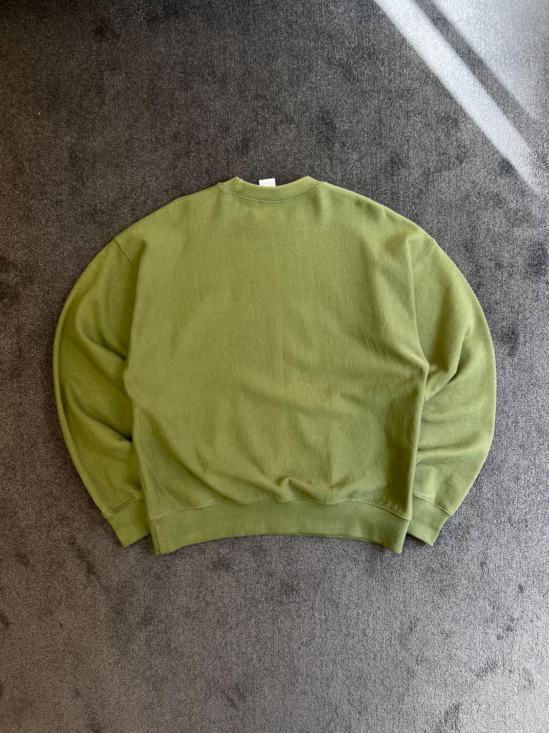 아웃스탠딩 그래픽 맨투맨 상품이미지3