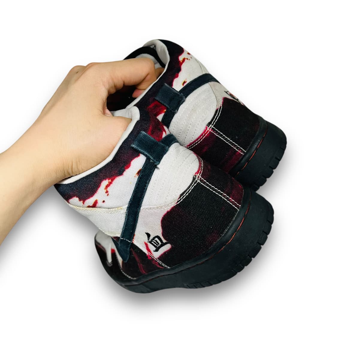 나이키 SB 덩크 하이 프로 멜빈스 블러드 메탈 슈즈 상품이미지8