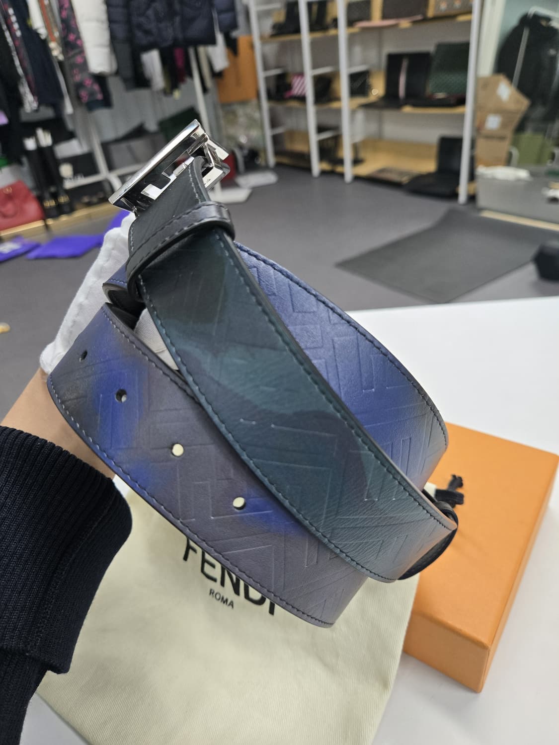 [A급컨디션]펜디 리버시블 벨트 상품이미지2