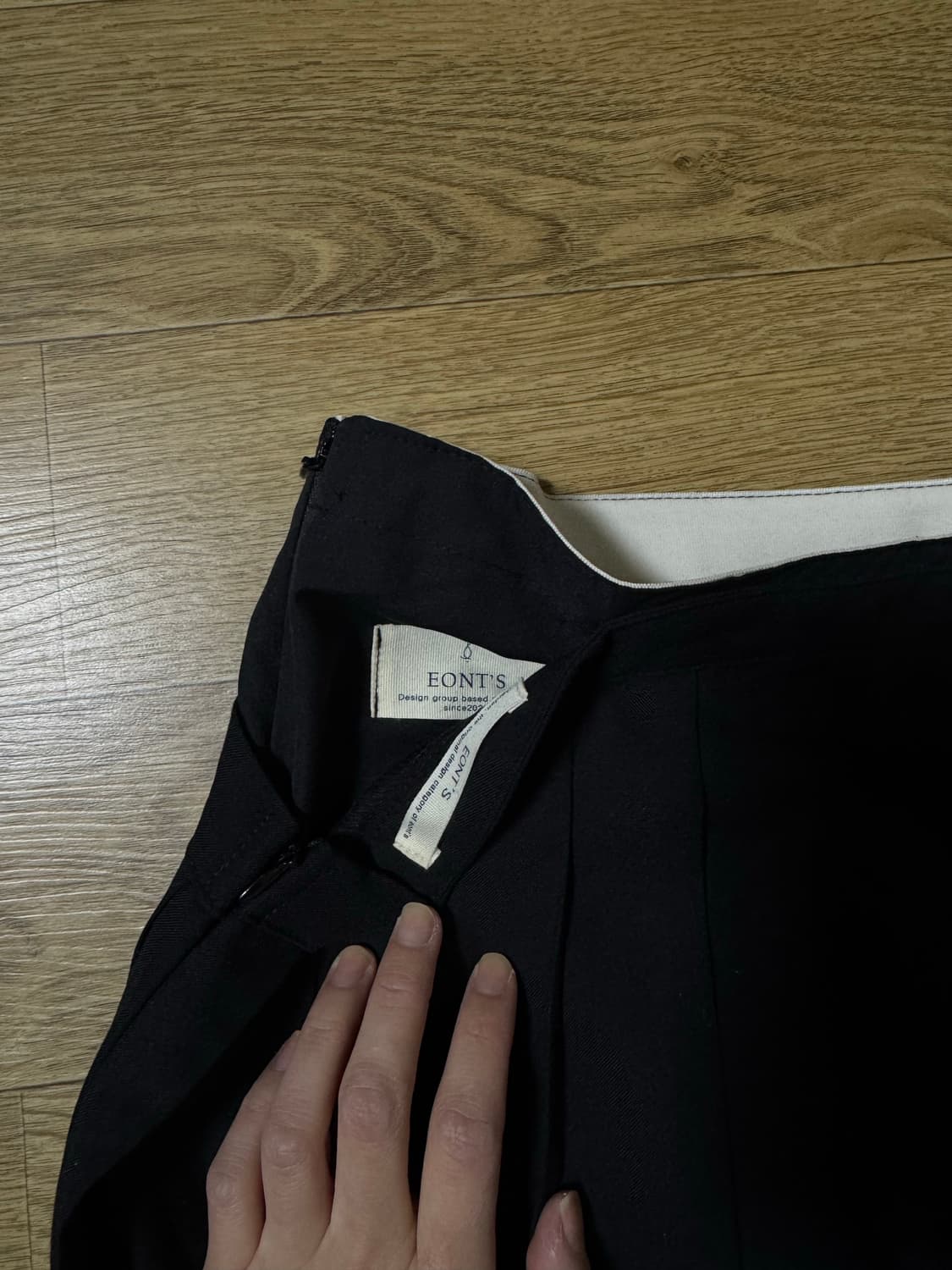 에옹쓰 Eonts 가든 투폴드 플리츠 스커트 black ver XS 상품이미지2