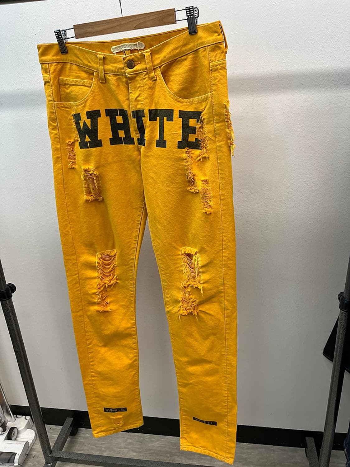 32) 오프화이트 옐로 디스 워크진 상품이미지1