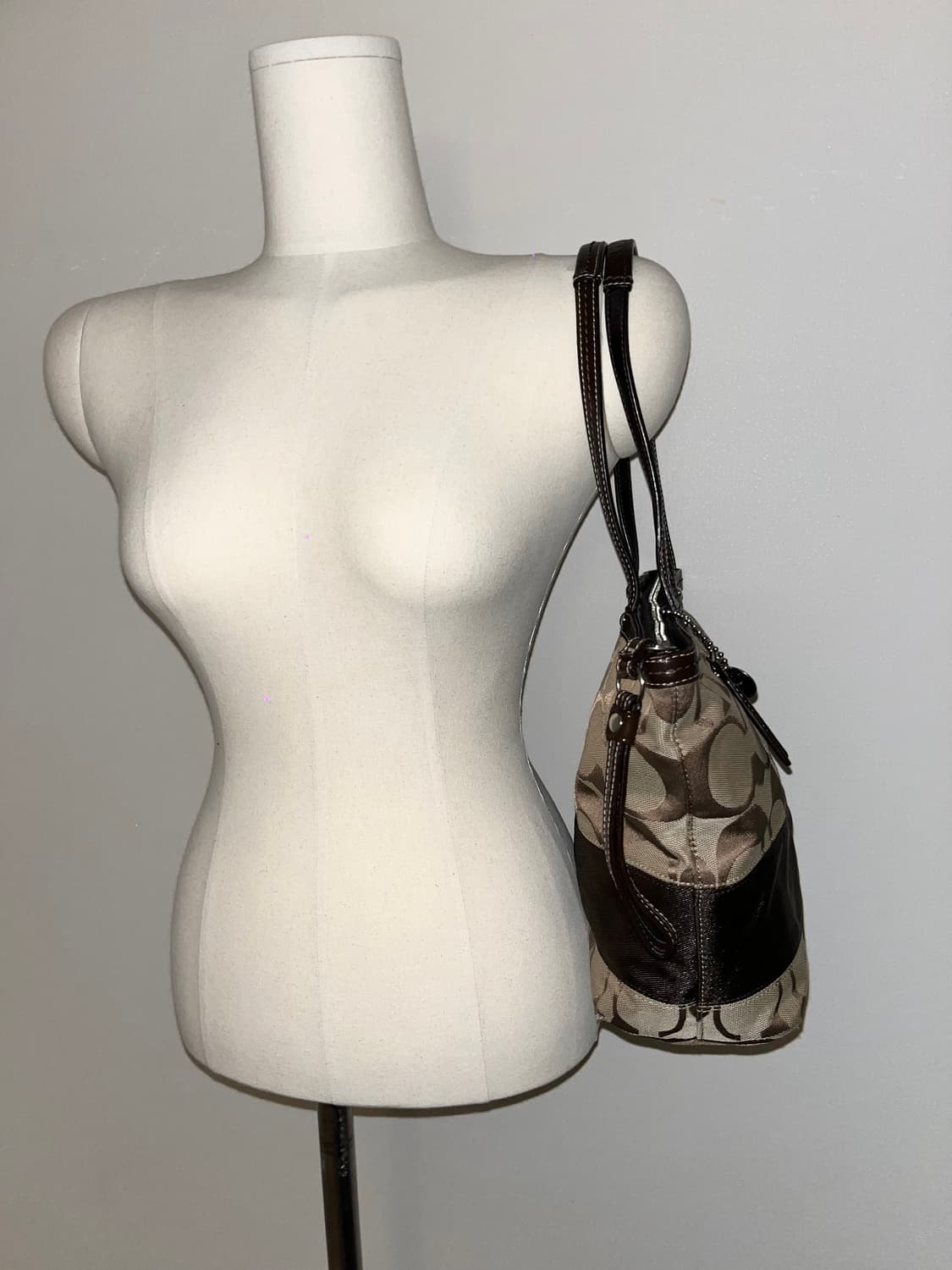 📦 Coach basic Shoulder Bag 상품이미지4