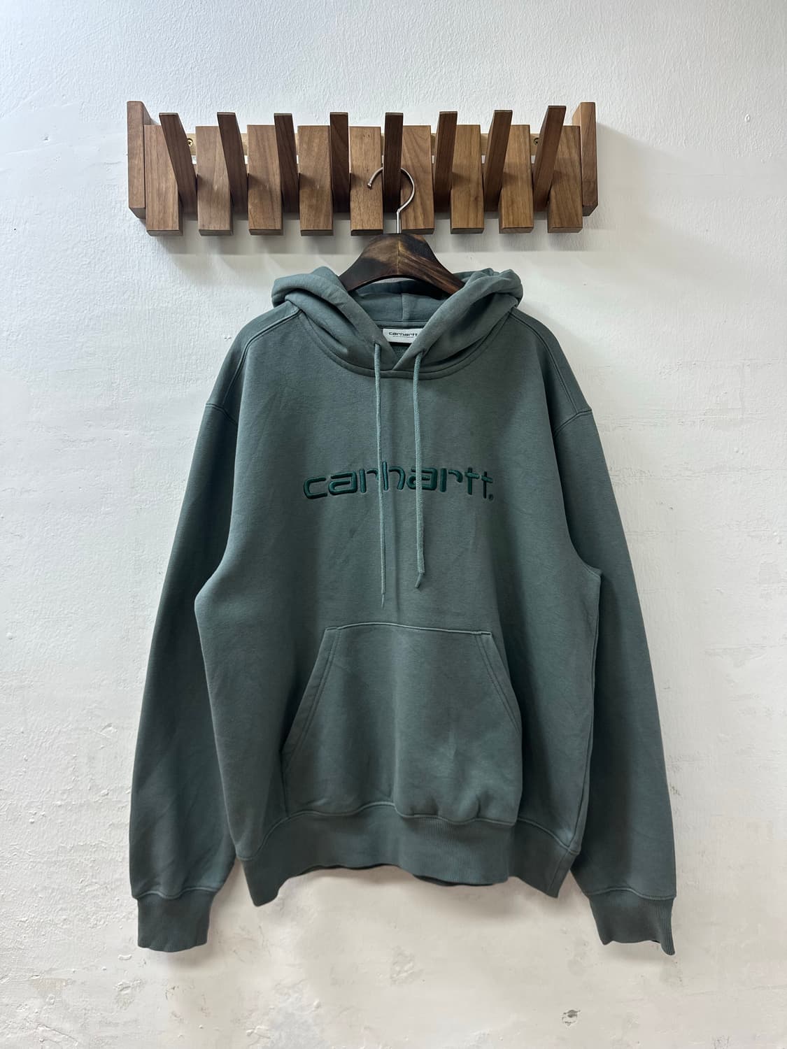 Carhartt WIP 칼하트 로고 자수 기모 후드 스웨트셔츠 다크그린 상품이미지2