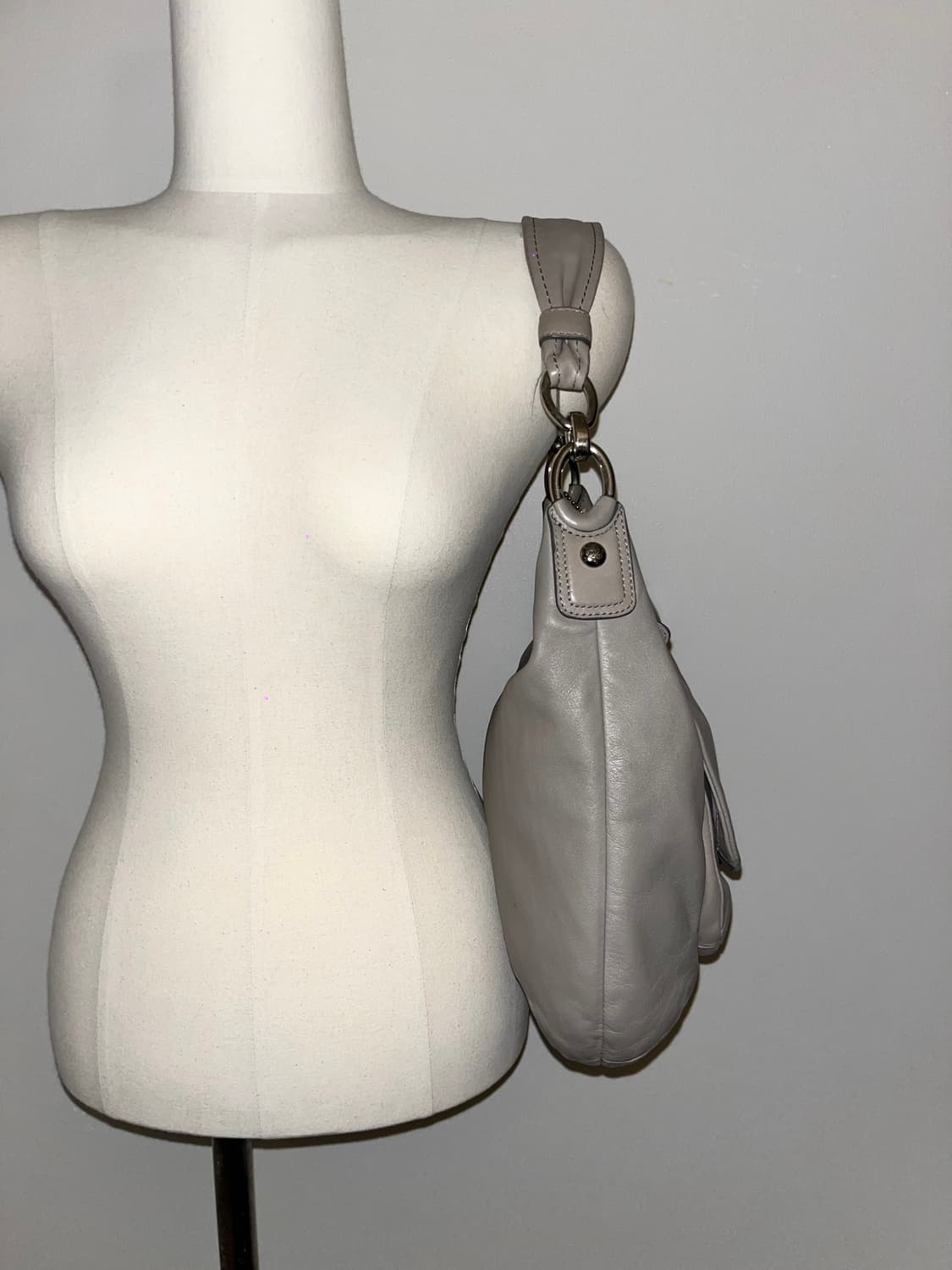 📦Coach gray shoulder bag 상품이미지4