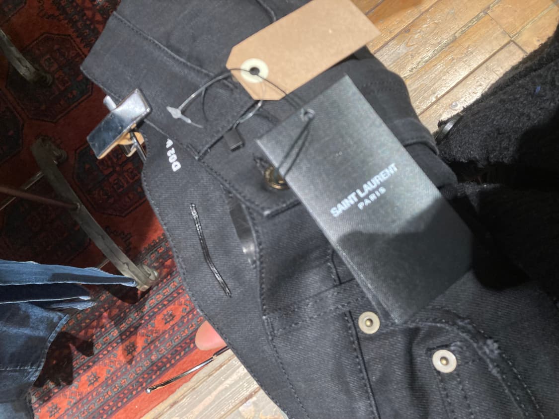 생로랑  d02 디스진 블랙 29사이즈 상품이미지1