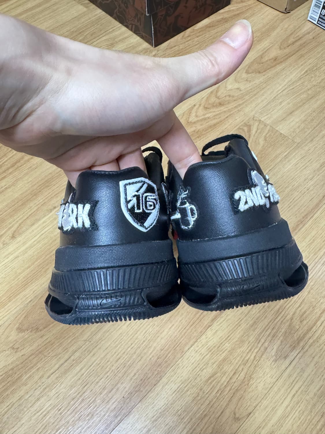 나이키 메트콘 8 MF 블랙 다크 스모크 그레이 US8 260 상품이미지5