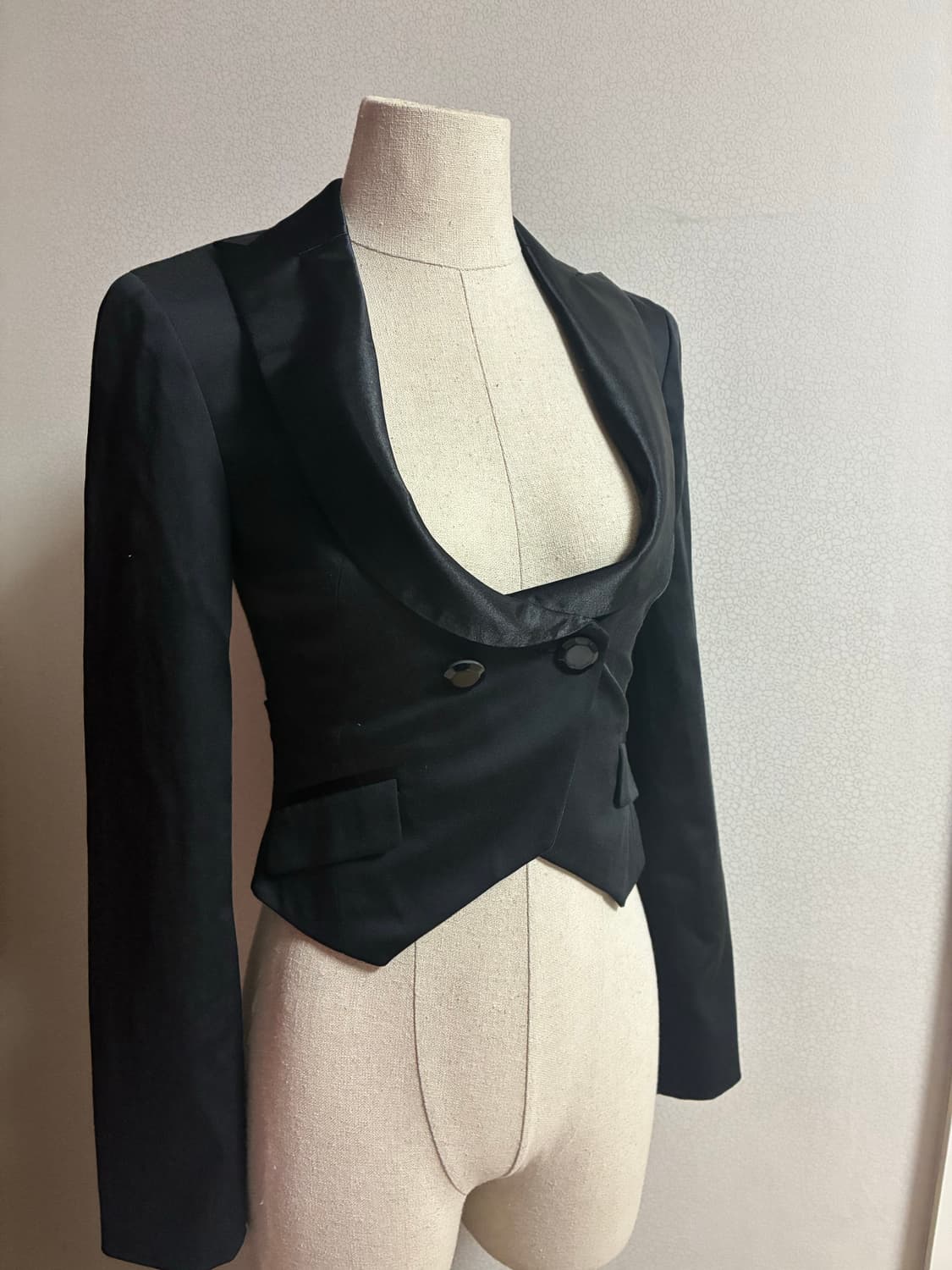 아르마니 익스체인지 슬림 크롭 블레이저 상품이미지1