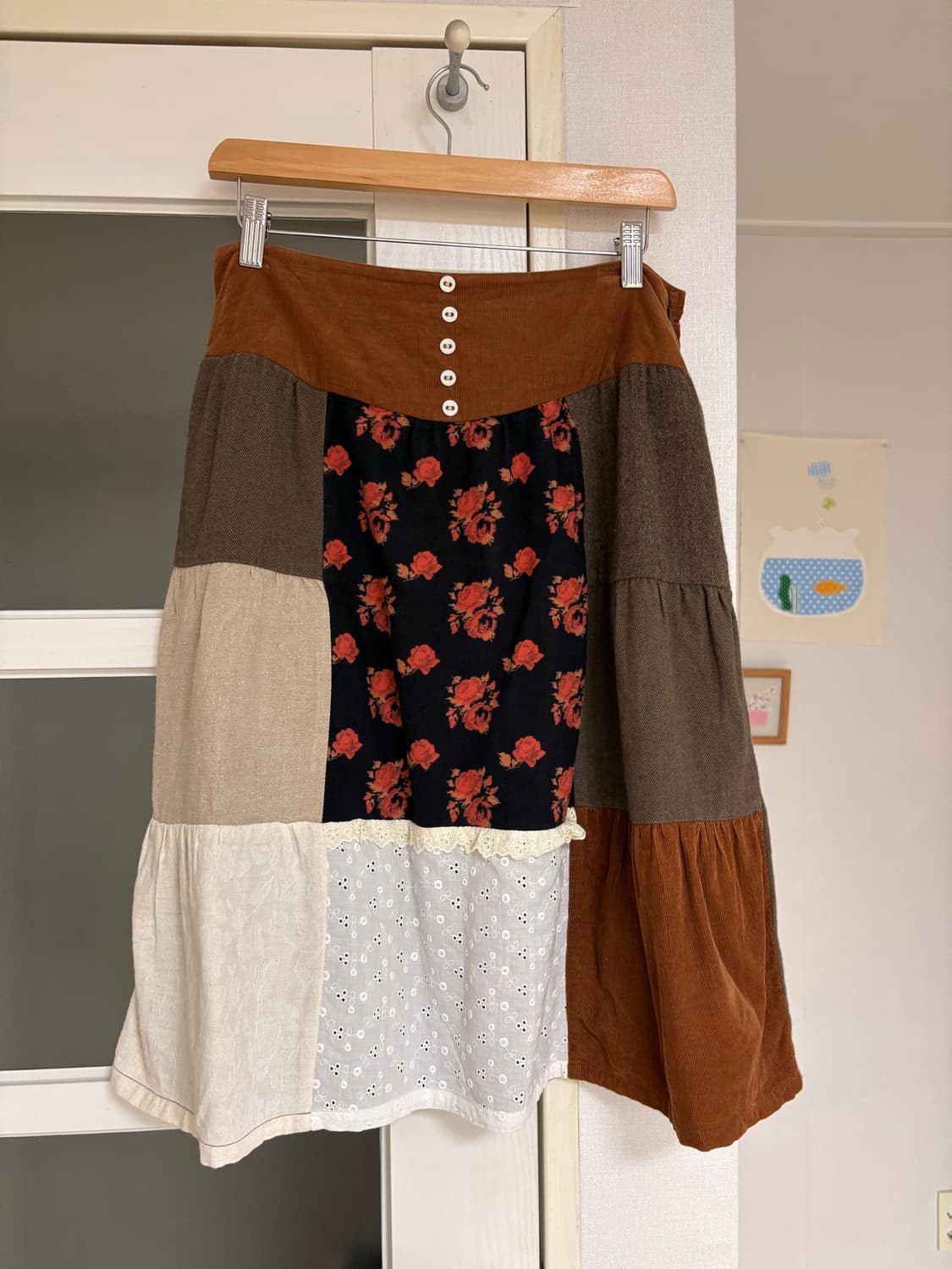 브라운 패치 미디 스커트 상품이미지1