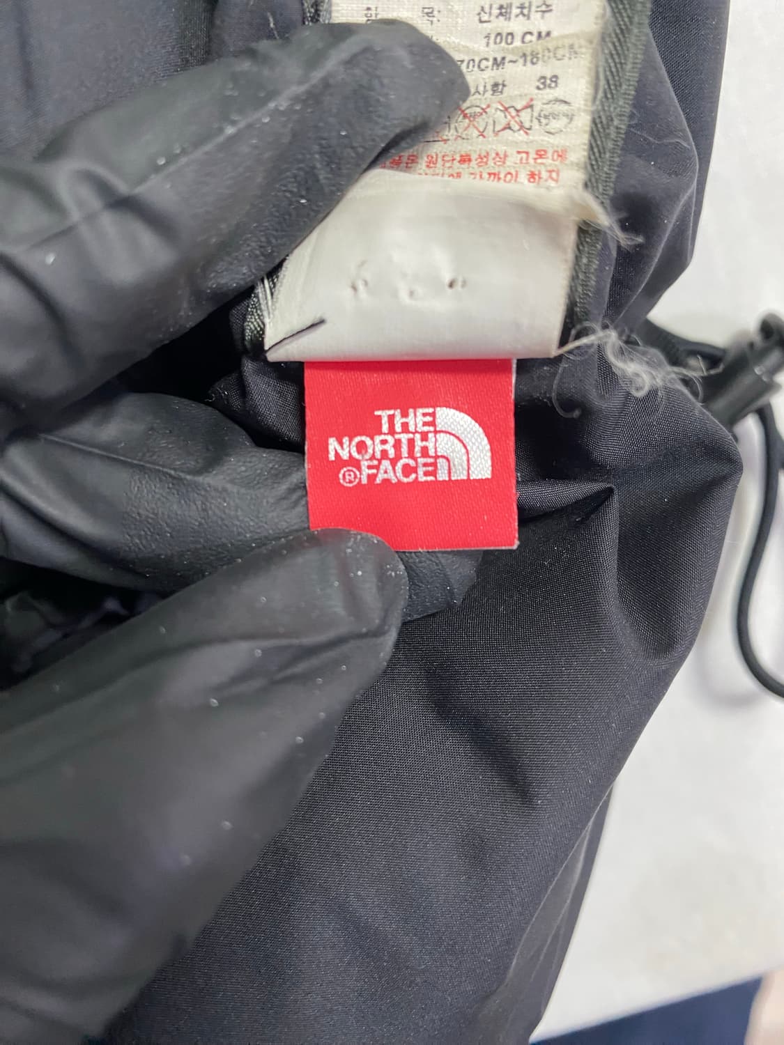 노스페이스 눕시 700 카모 조끼패딩 L 상품이미지10