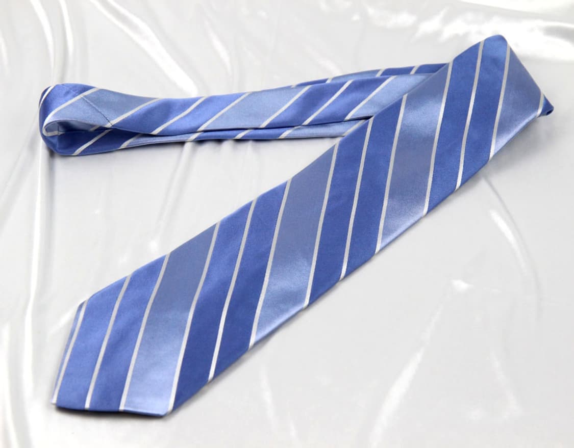 발렌티노 가라바니 9.4cm A등급 이태리 남자 명품 넥타이 상품이미지2