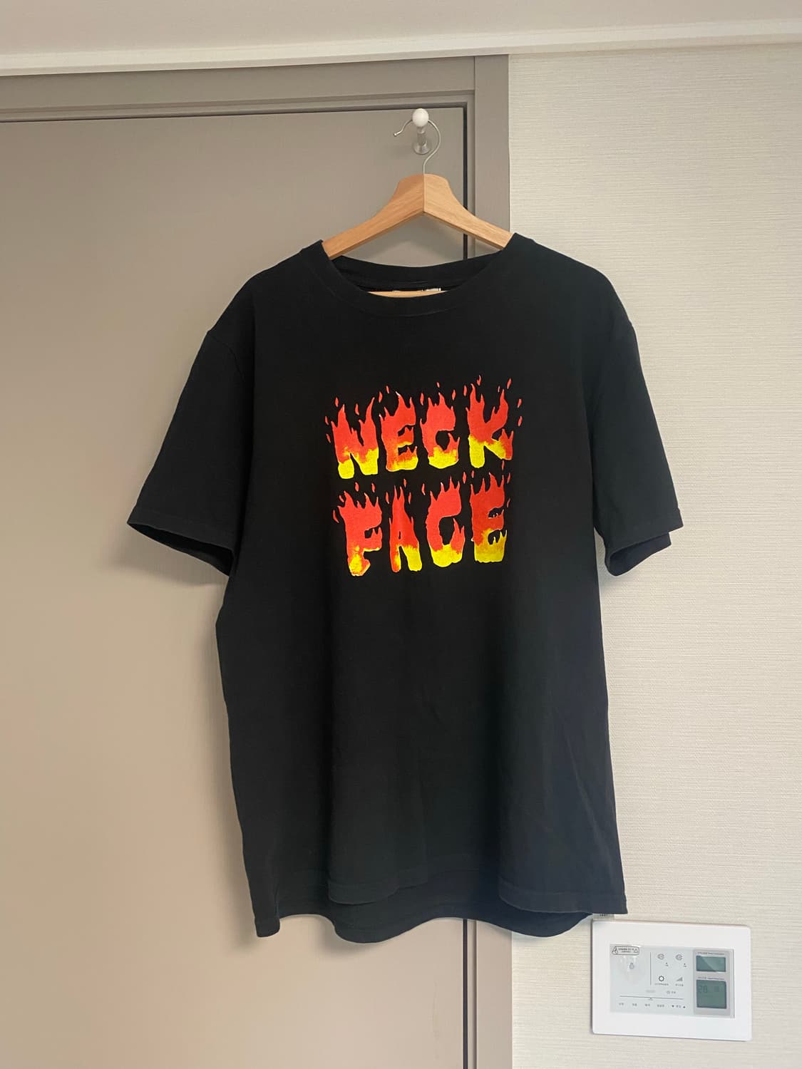 와코마리아 넥페이스 티셔츠 wacko maria neck face 상품이미지1