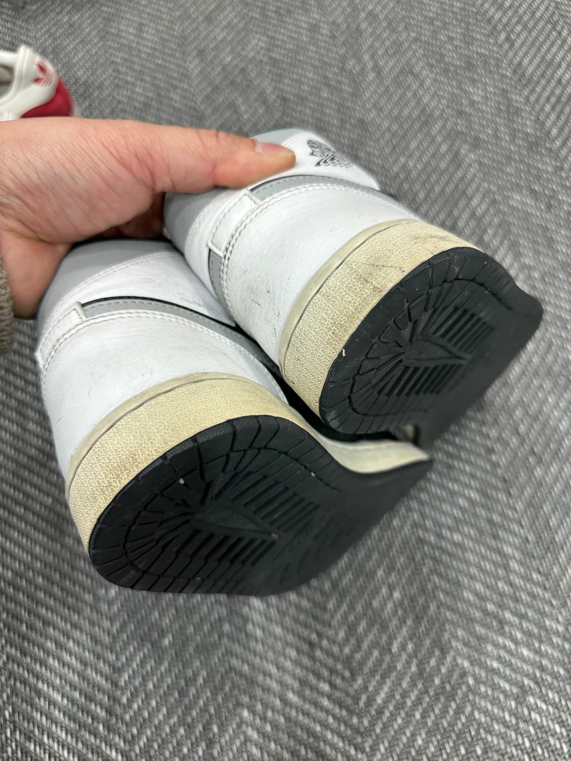 나이키 에어조던1 미드 상품이미지5