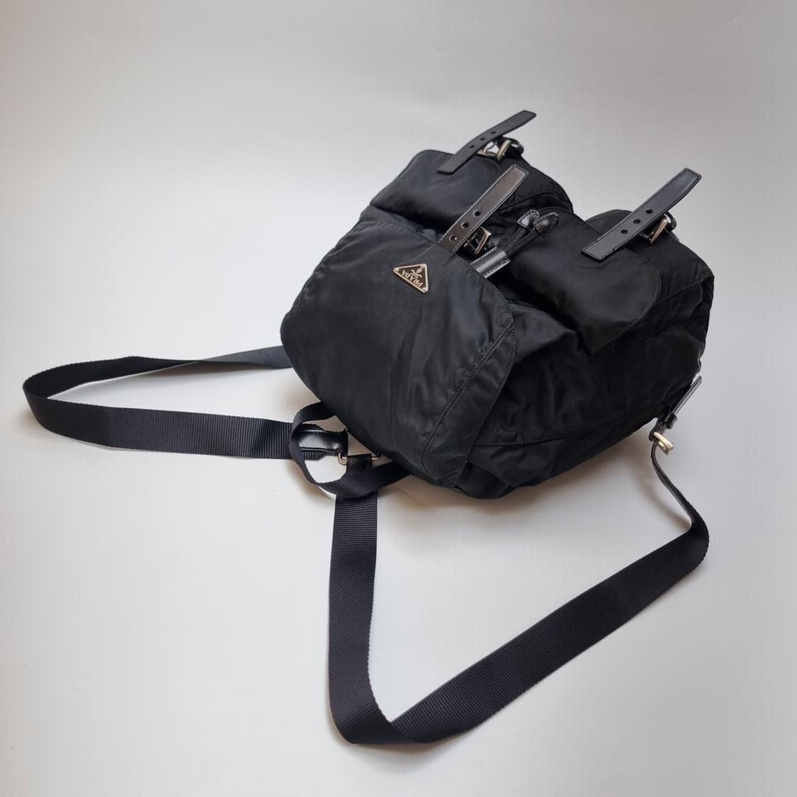 프라다 리나일론 백팩 미듐 남여공용 (신형 BZ2811) 상품이미지5