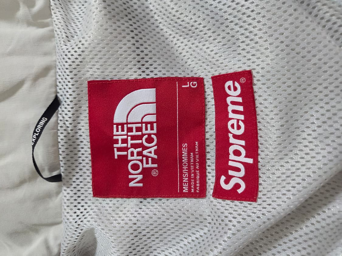 슈프림 x 노스페이스 트레킹 자켓 스톤 22SS 상품이미지7